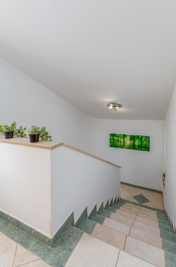 Villa Ostone Пула Екстериор снимка
