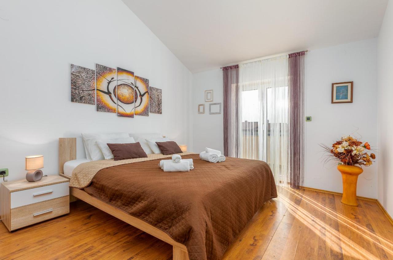 Villa Ostone Пула Екстериор снимка