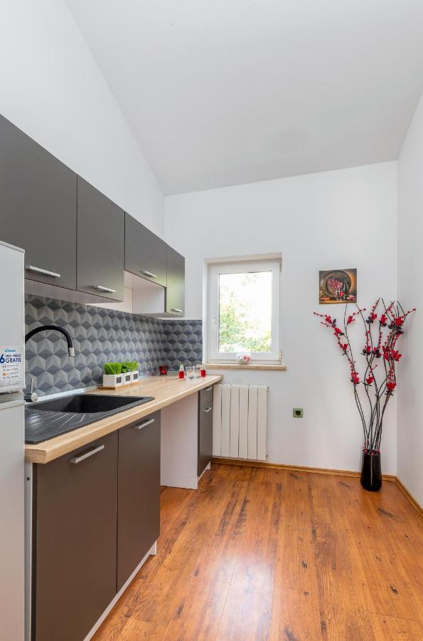 Villa Ostone Пула Екстериор снимка