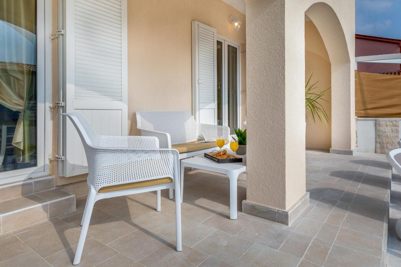 Villa Ostone Пула Екстериор снимка