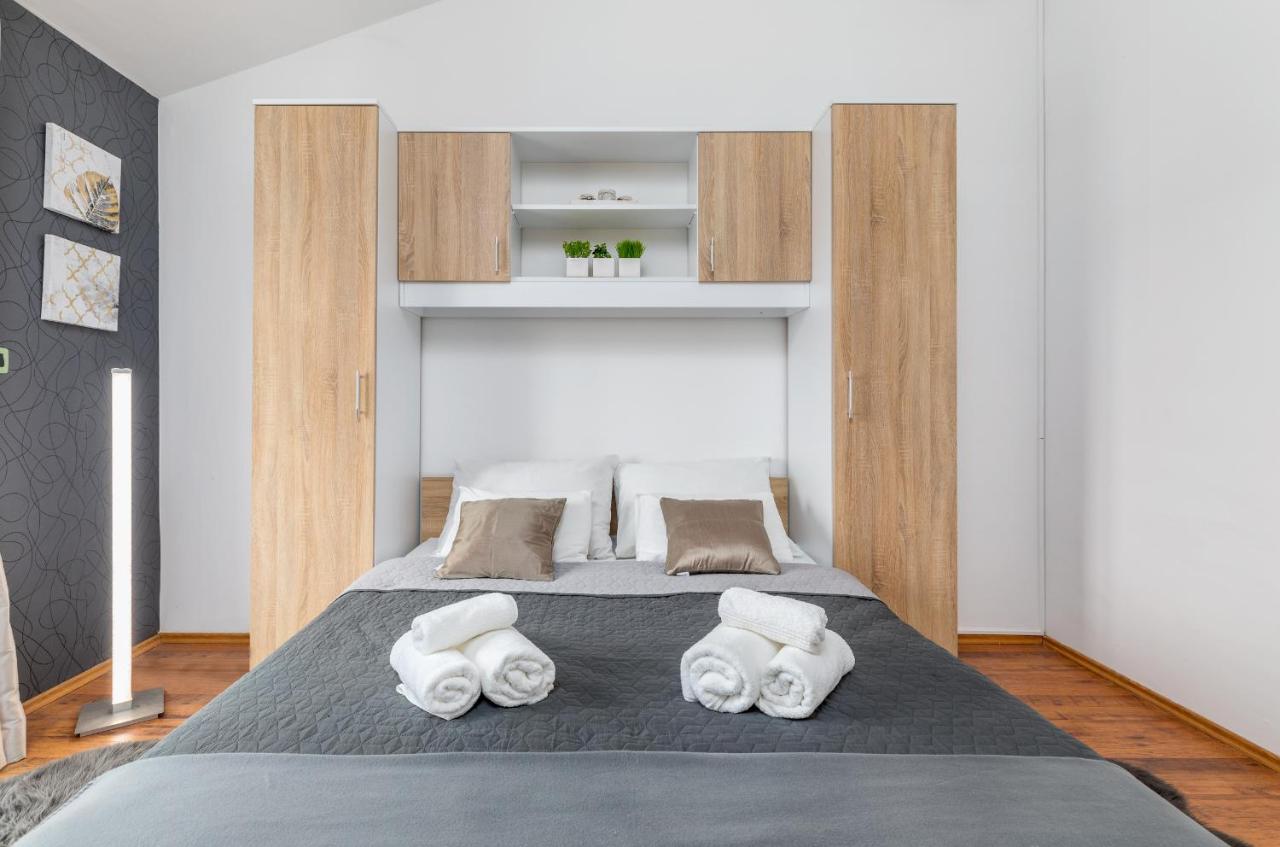 Villa Ostone Пула Екстериор снимка